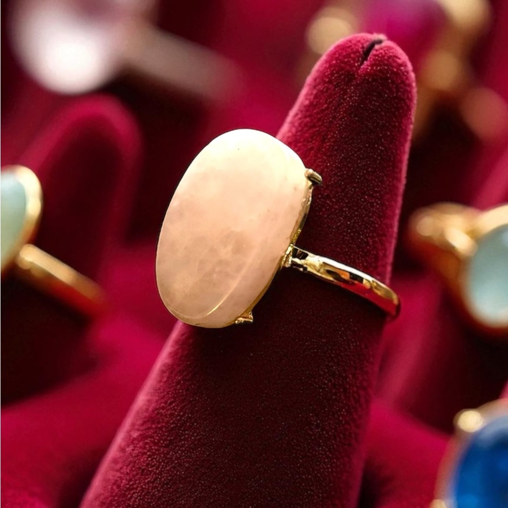 💗💗💗Large Pink Large‎ Quartz Ring size 6 and 9